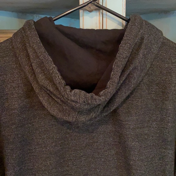 Pact organic hoodie size small - Picture 7 of 10